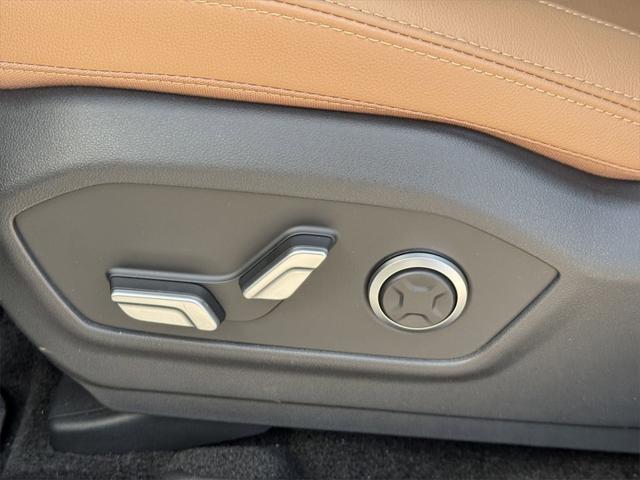new 2025 Hyundai Santa Fe car, priced at $45,506