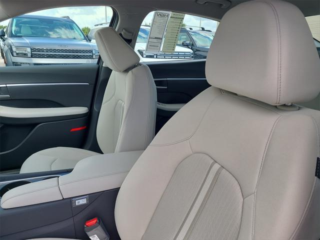 new 2025 Hyundai Sonata car, priced at $28,893