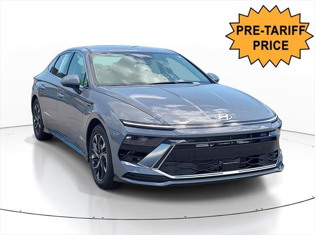 new 2025 Hyundai Sonata car, priced at $28,893