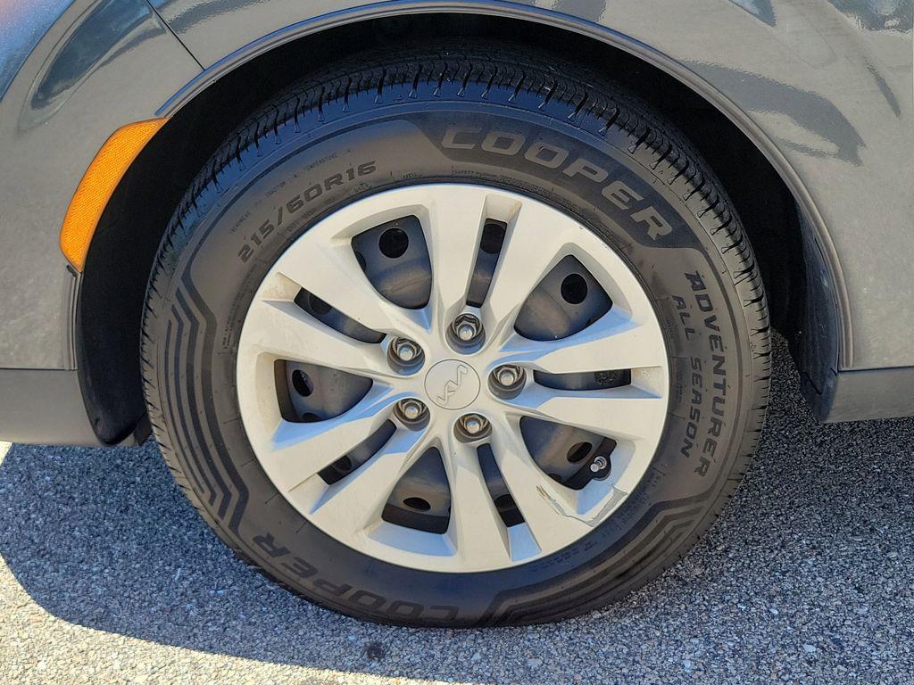 used 2022 Kia Soul car, priced at $7,998