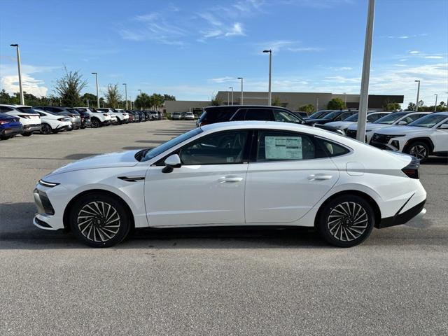 new 2024 Hyundai Sonata Hybrid car, priced at $32,136