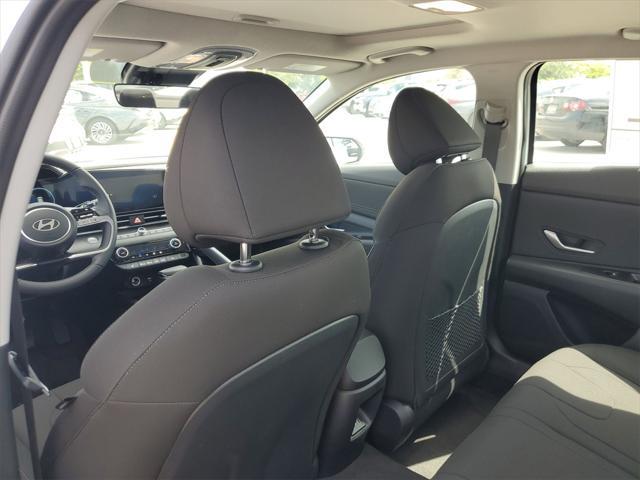 new 2025 Hyundai Elantra car, priced at $26,024