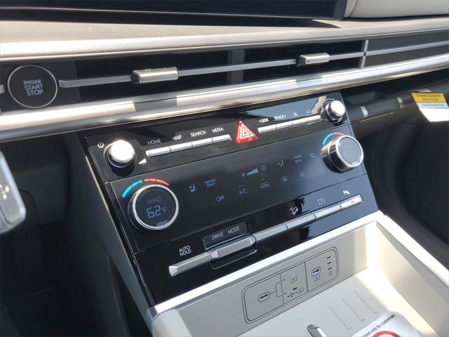 new 2025 Hyundai Santa Fe car, priced at $37,985