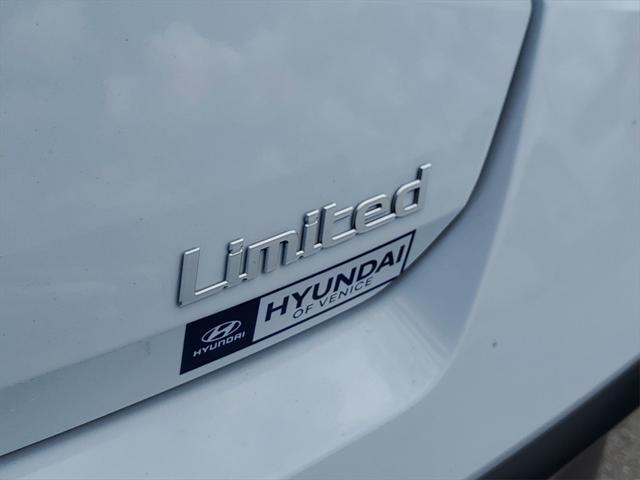 new 2025 Hyundai Elantra car, priced at $26,932