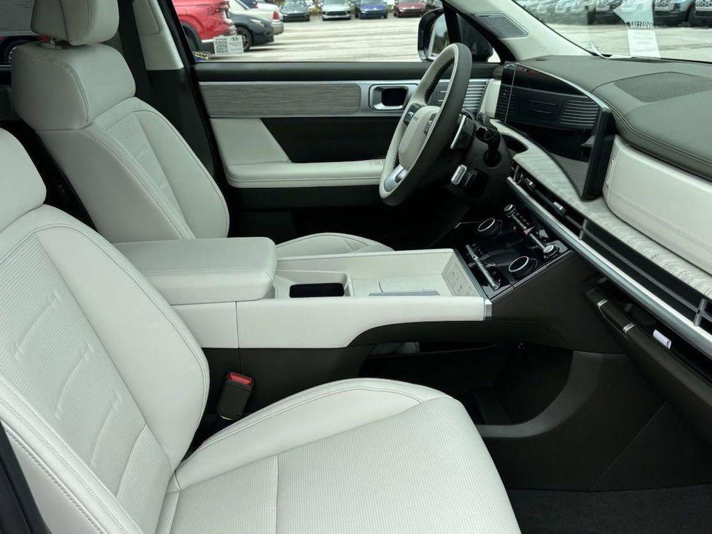 new 2025 Hyundai Santa Fe car, priced at $40,090