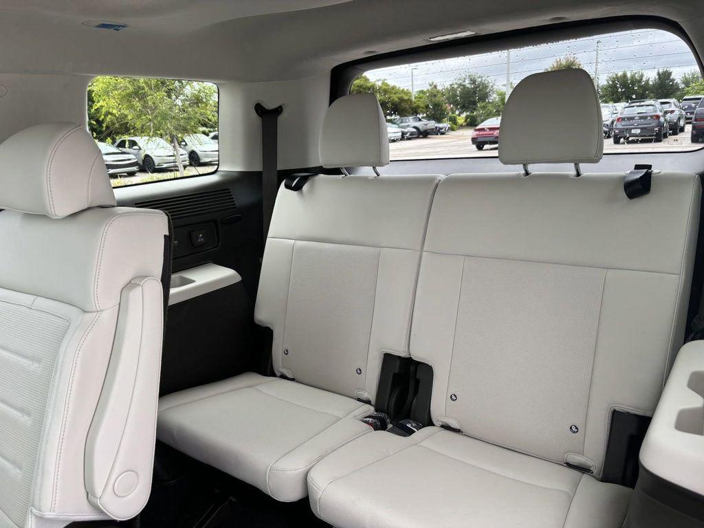 new 2025 Hyundai Santa Fe car, priced at $40,090