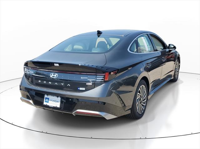new 2025 Hyundai Sonata Hybrid car, priced at $37,607