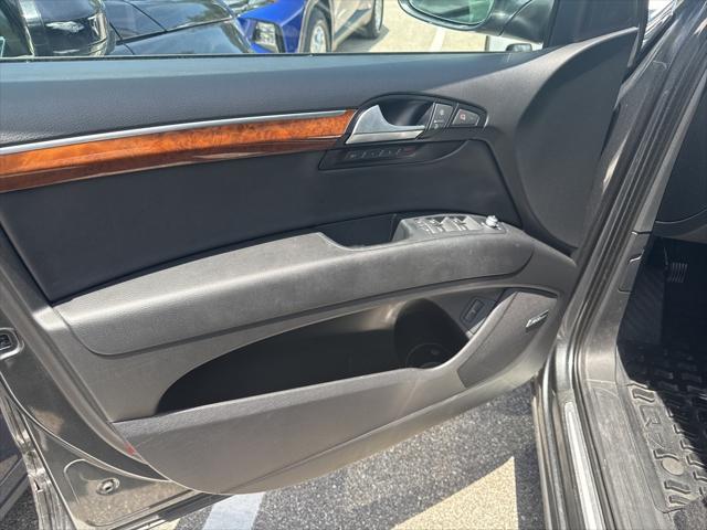 used 2015 Audi Q7 car, priced at $14,877