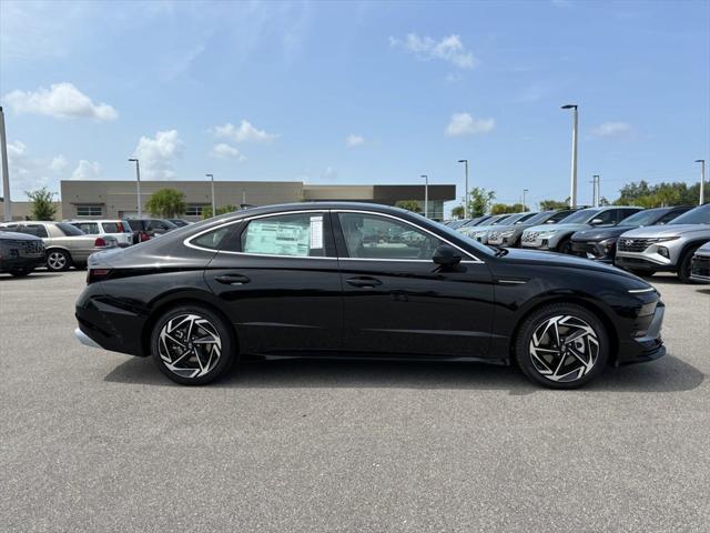 new 2024 Hyundai Sonata car, priced at $27,932