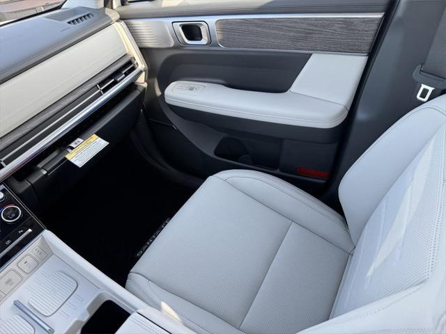 new 2025 Hyundai Santa Fe car, priced at $47,152