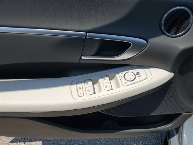 new 2025 Hyundai Sonata car, priced at $27,412