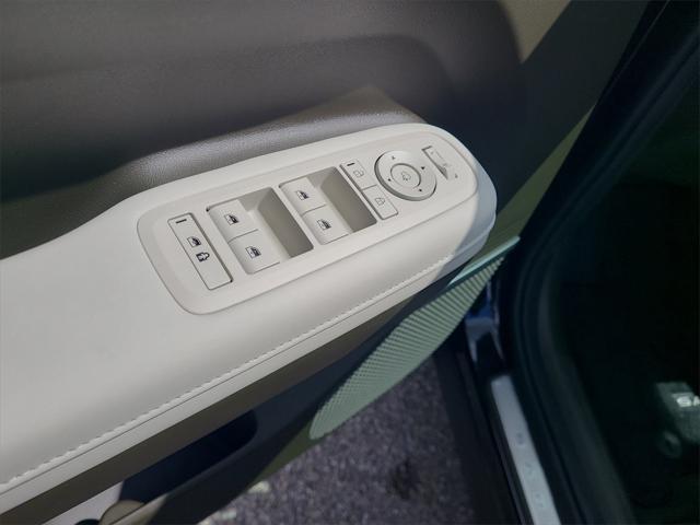 new 2025 Hyundai SANTA FE HEV car, priced at $45,245