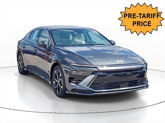 new 2025 Hyundai Sonata car, priced at $28,846