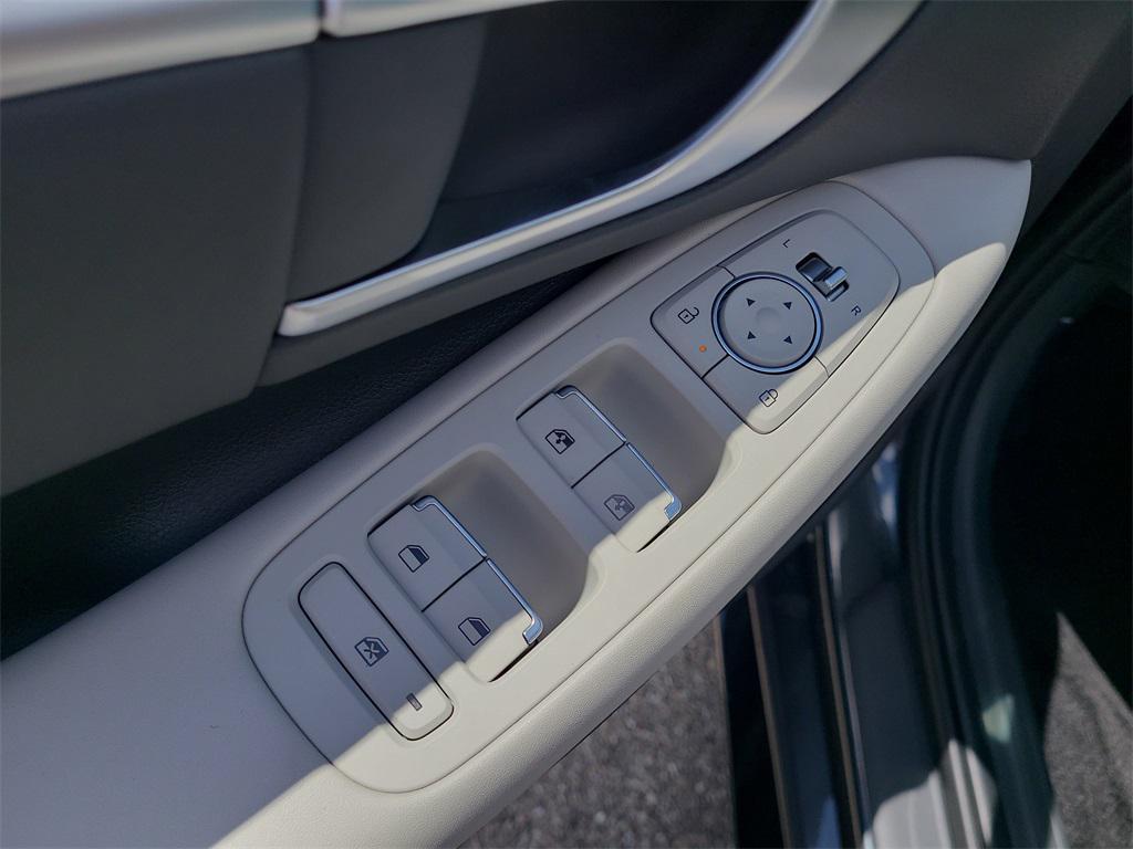 new 2025 Hyundai Sonata car, priced at $28,846