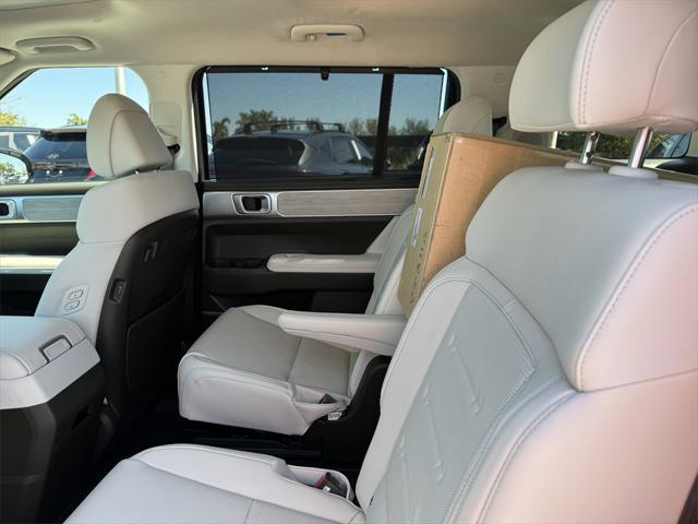 new 2025 Hyundai SANTA FE HEV car, priced at $47,121