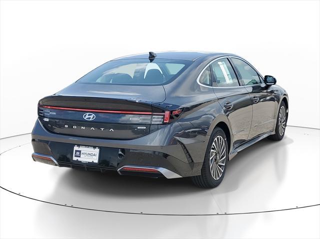 new 2025 Hyundai Sonata Hybrid car, priced at $30,793