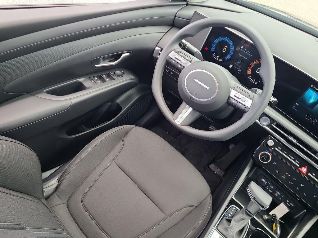 new 2025 Hyundai Tucson car, priced at $27,747