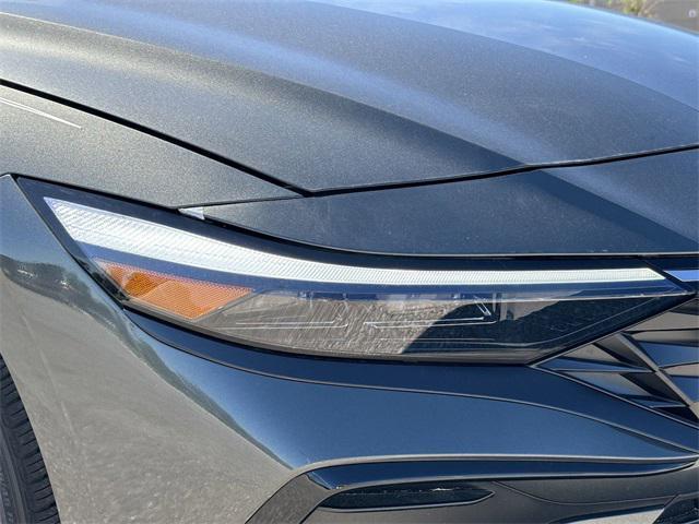 new 2024 Hyundai Elantra car, priced at $24,272