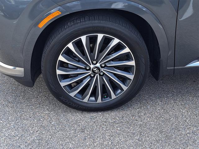 used 2024 Hyundai Palisade car, priced at $42,726