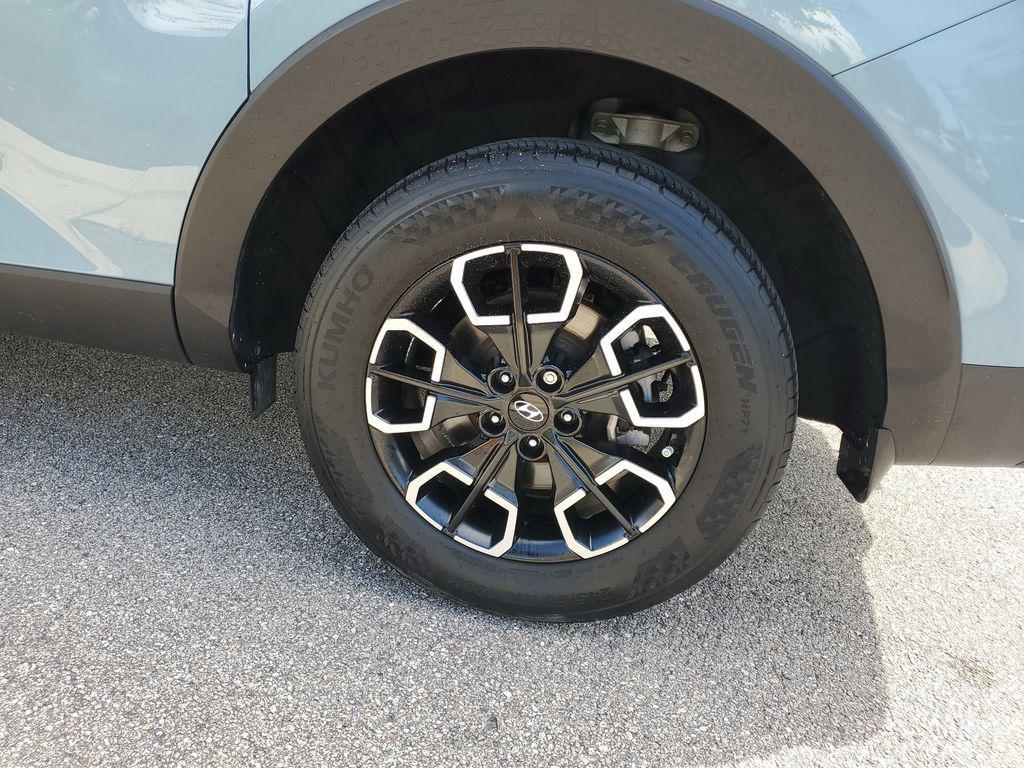 used 2023 Hyundai SANTA CRUZ car, priced at $23,592