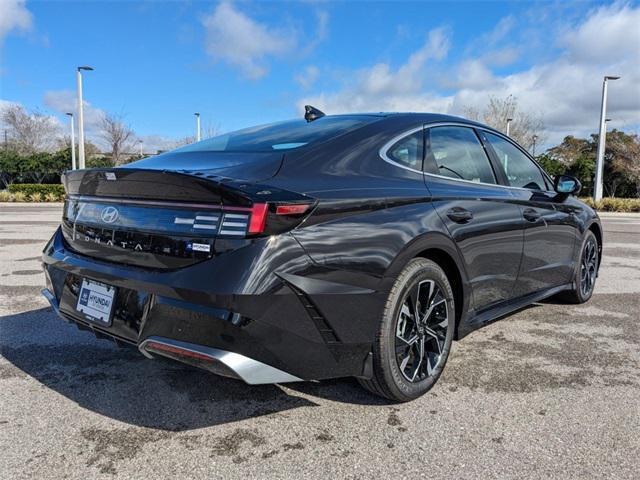 new 2024 Hyundai Sonata car, priced at $28,067