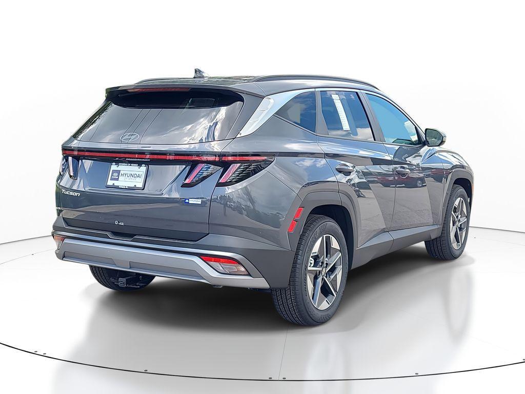 new 2025 Hyundai Tucson car, priced at $29,818