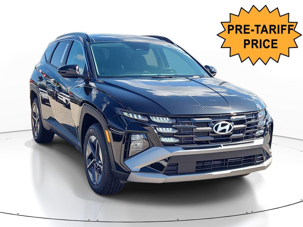 new 2025 Hyundai TUCSON Hybrid car, priced at $33,257