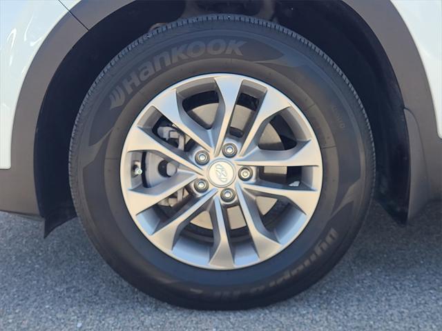 used 2019 Hyundai Santa Fe car, priced at $20,000