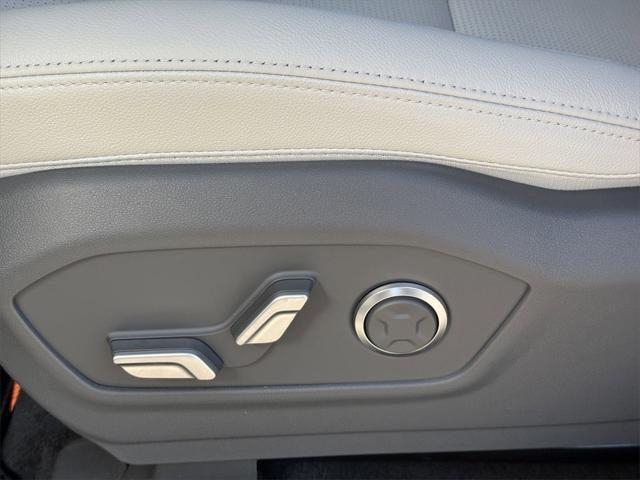 new 2025 Hyundai Santa Fe car, priced at $42,381