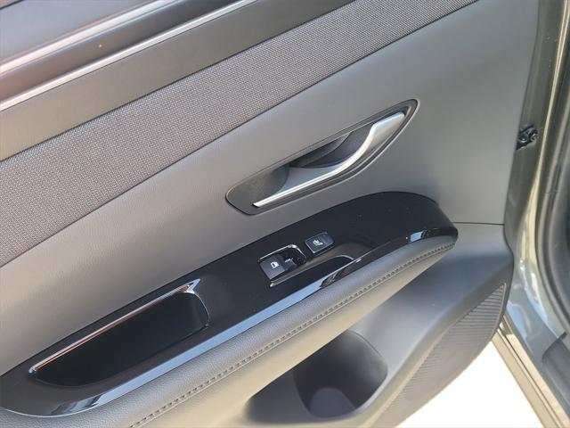 used 2024 Hyundai TUCSON Hybrid car, priced at $33,477