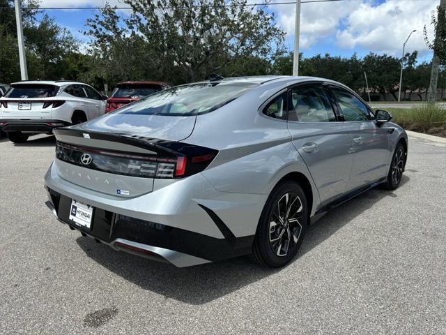 new 2024 Hyundai Sonata car, priced at $25,047