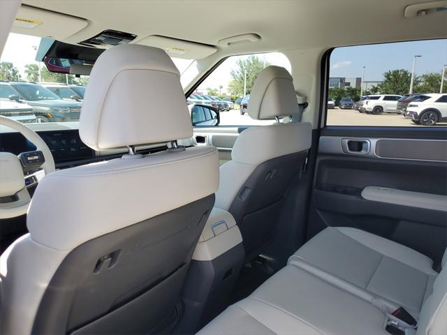 new 2025 Hyundai Santa Fe car, priced at $38,032