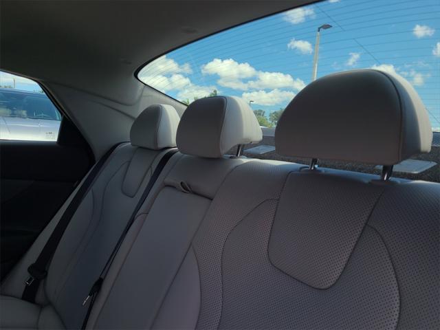 new 2025 Hyundai Elantra car, priced at $29,080