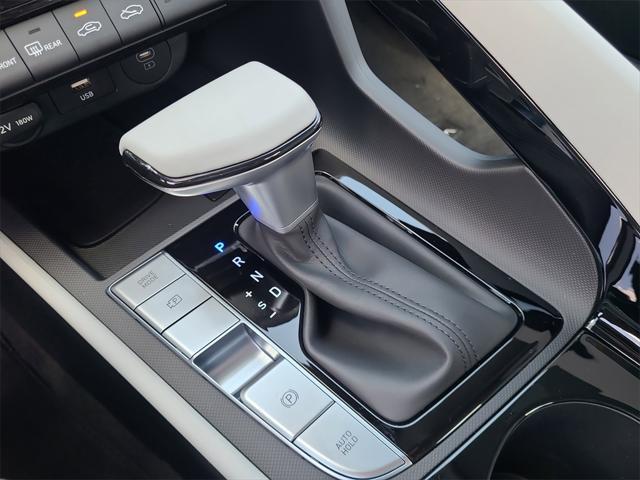 new 2025 Hyundai Elantra car, priced at $29,080