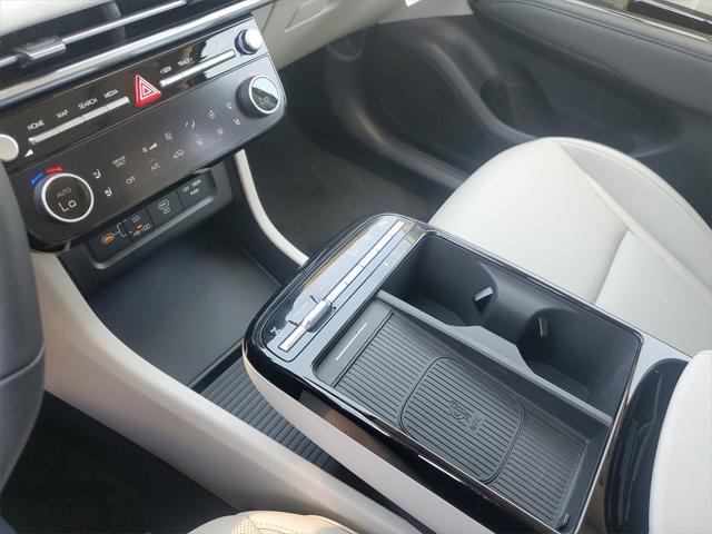new 2025 Hyundai TUCSON Hybrid car, priced at $40,993