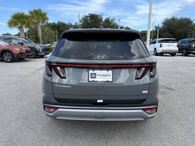 new 2025 Hyundai Tucson car, priced at $33,961