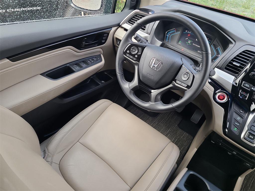 used 2023 Honda Odyssey car, priced at $31,266