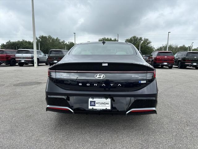 new 2024 Hyundai Sonata car, priced at $27,932