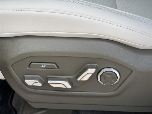 new 2025 Hyundai Santa Fe car, priced at $45,363