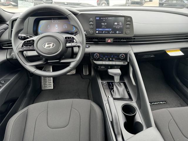 new 2025 Hyundai Elantra car, priced at $22,718