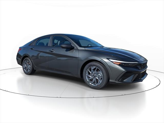 new 2025 Hyundai Elantra car, priced at $22,718