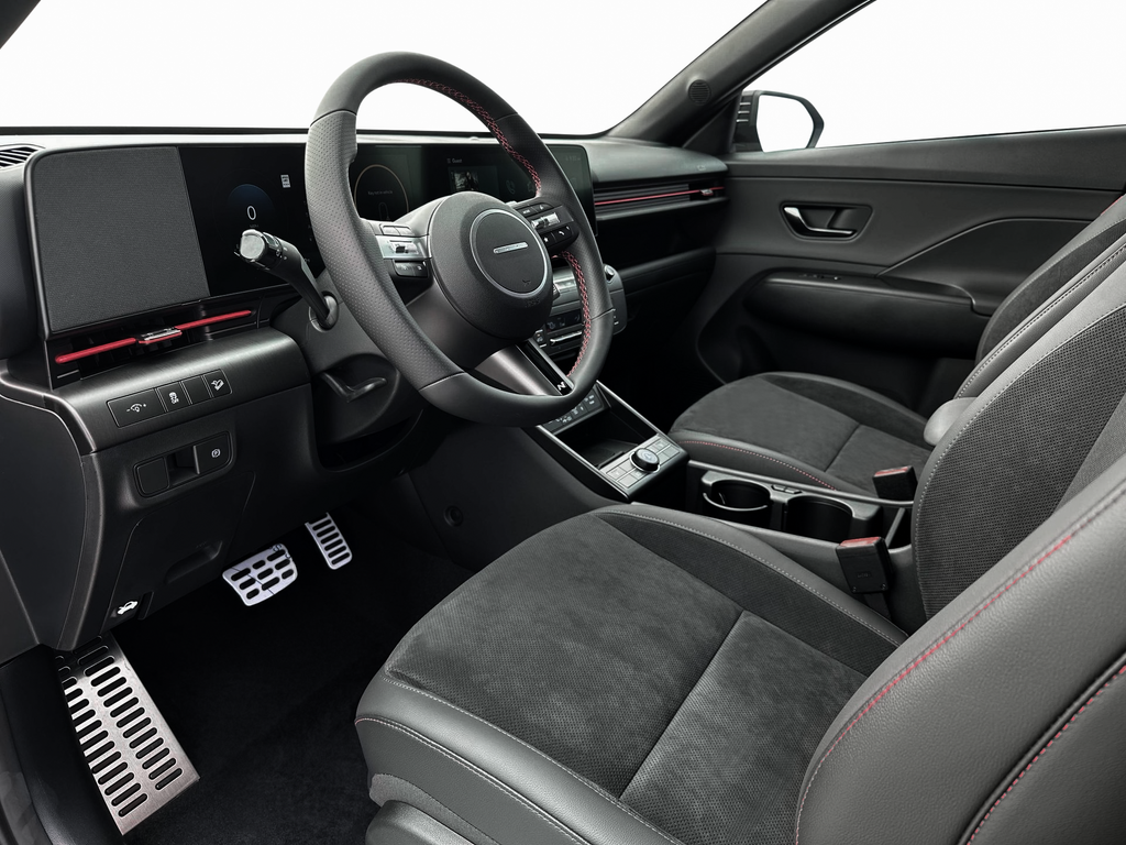 new 2025 Hyundai Kona car, priced at $29,952