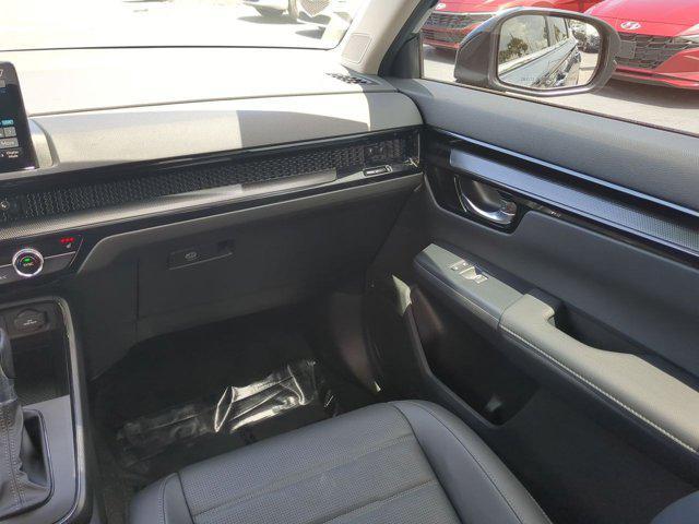 used 2025 Honda CR-V car, priced at $31,499