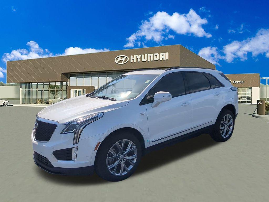 used 2020 Cadillac XT5 car, priced at $28,551