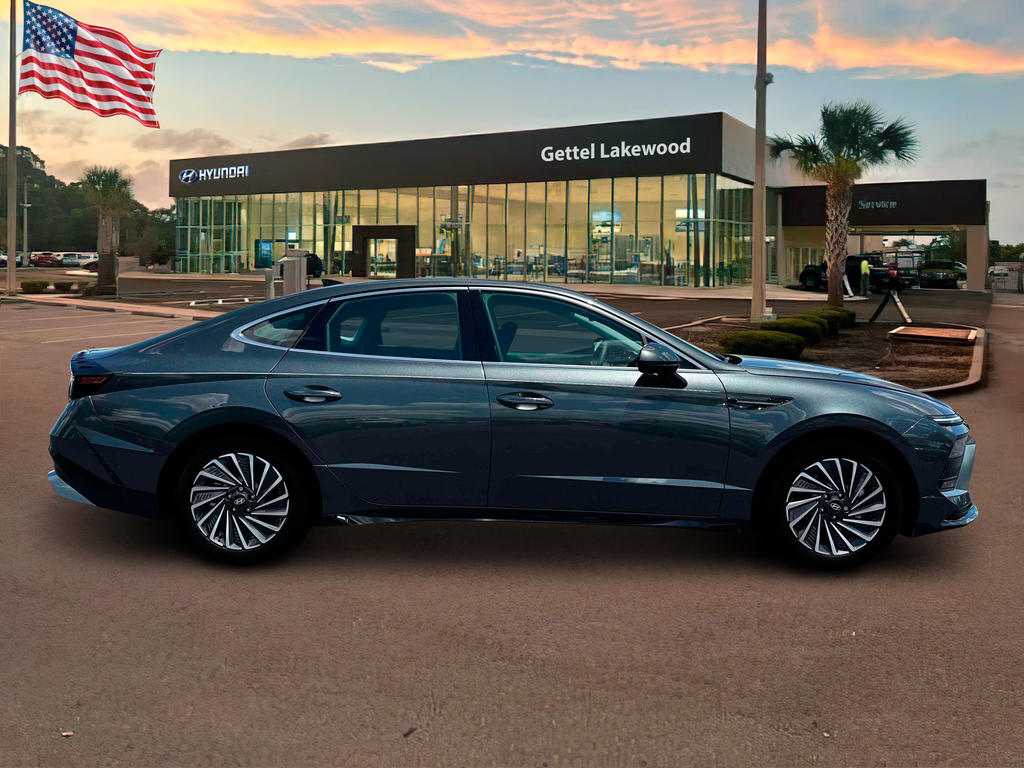 new 2025 Hyundai Sonata Hybrid car, priced at $31,319
