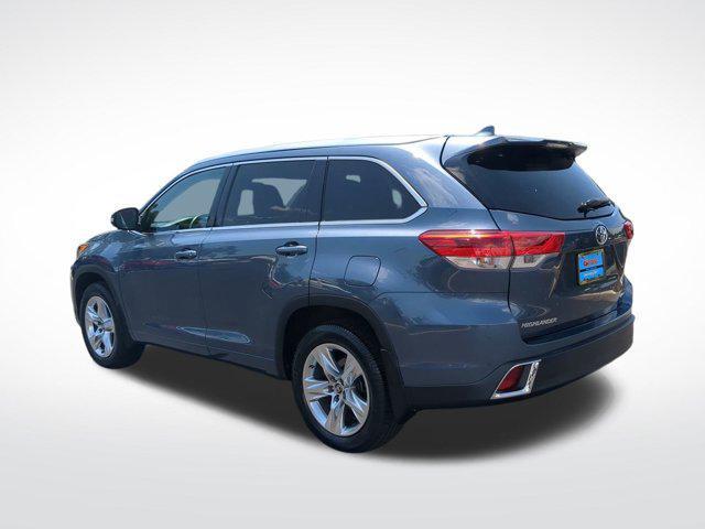 used 2019 Toyota Highlander car, priced at $28,462