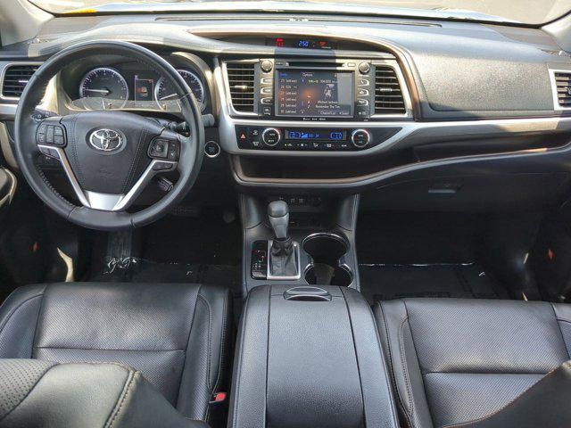 used 2019 Toyota Highlander car, priced at $28,462