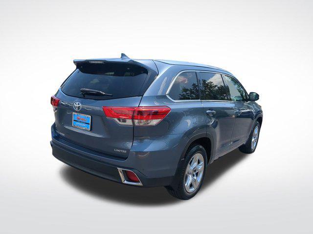 used 2019 Toyota Highlander car, priced at $28,462