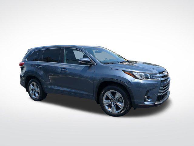 used 2019 Toyota Highlander car, priced at $28,462