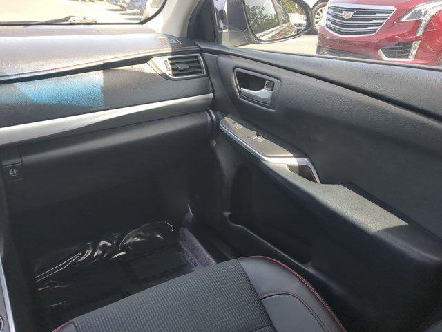 used 2017 Toyota Camry Hybrid car, priced at $16,284
